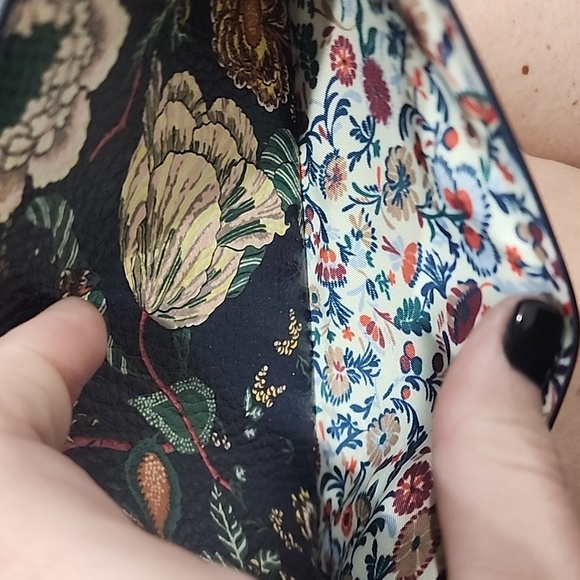 Tory Burch Clutch - Picture 6 of 9